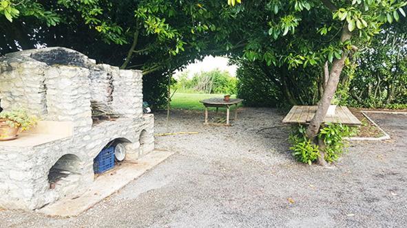 Maison Calme Et Paisible La Faye  Bagian luar foto